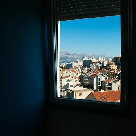 Elle 스플리트